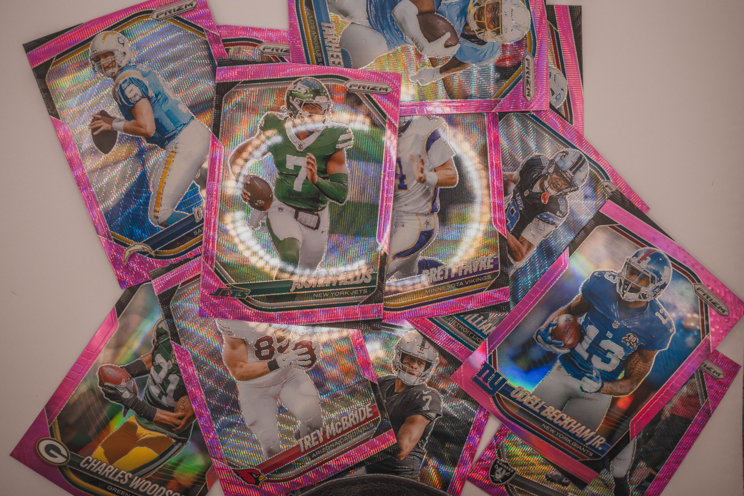 nfl vet & rookie pink prizm insert pack – featuring brees, favre & fields